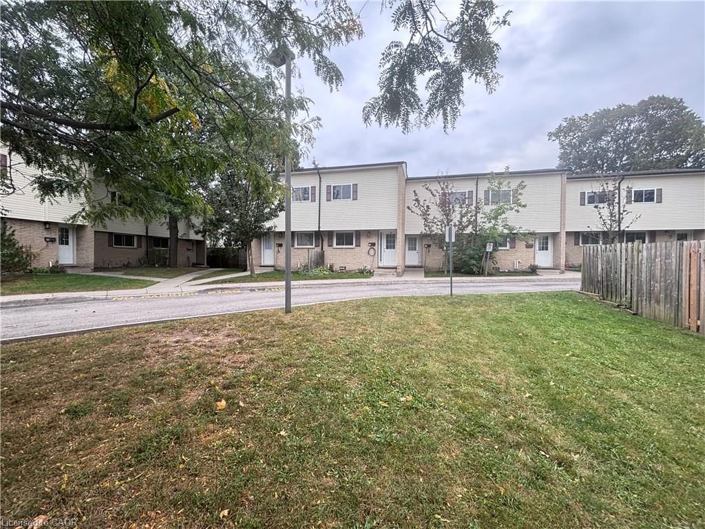 B24 - 211 Veronica Drive, Kitchener 2