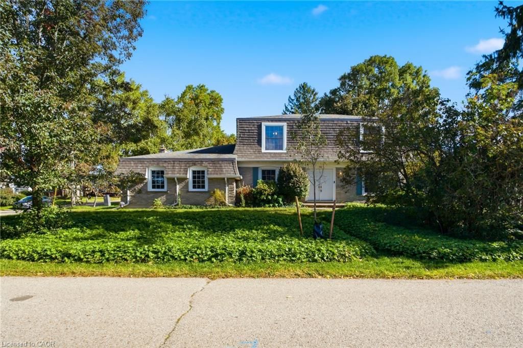 Single Family Residence for sale at 287 Blue Heron Ridge, Cambridge, ON, N3H 3H1 - Preston South - MLS: 40868491