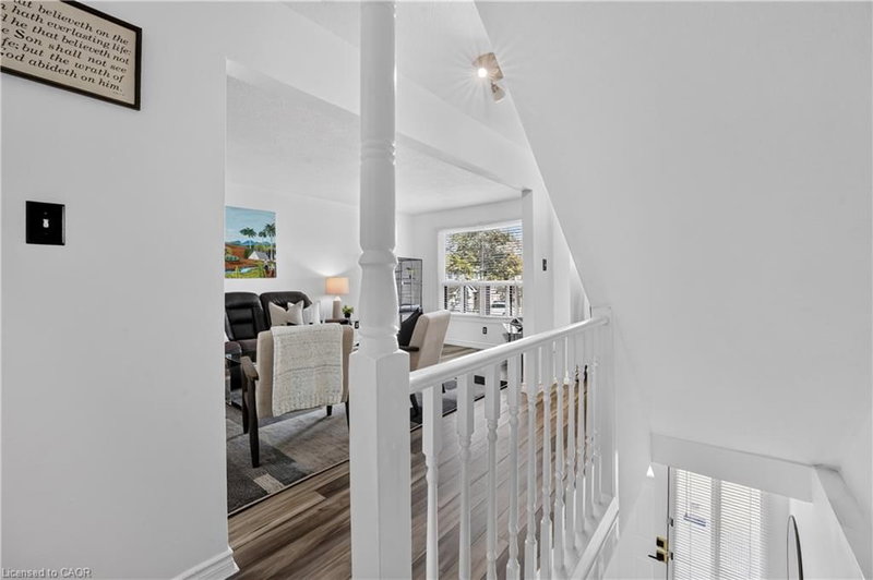 6 Ellerslie Road photo 4
