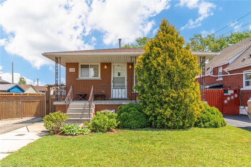 186 Adeline Avenue photo 2