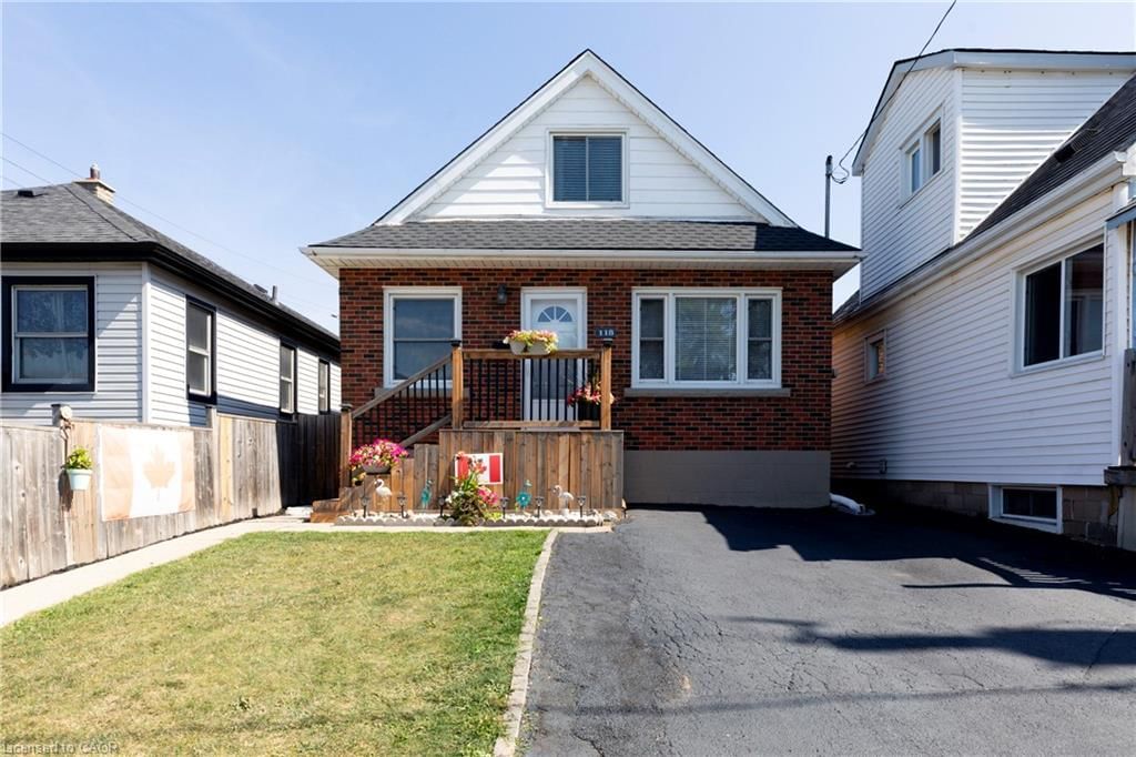 Single Family Residence for sale at 118 Julian Avenue, Hamilton, ON, L8H 5R7 - Normanhurst - MLS: 40868692
