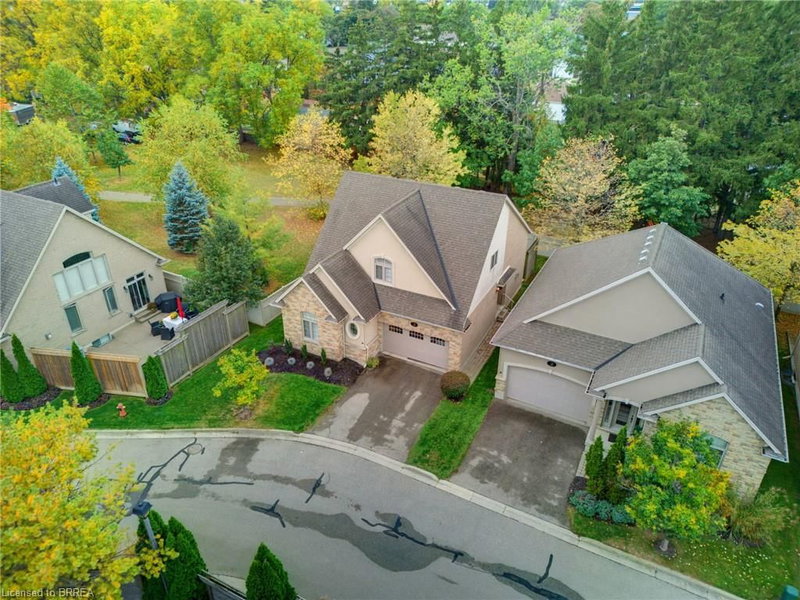 68 Fairview Drive photo 2