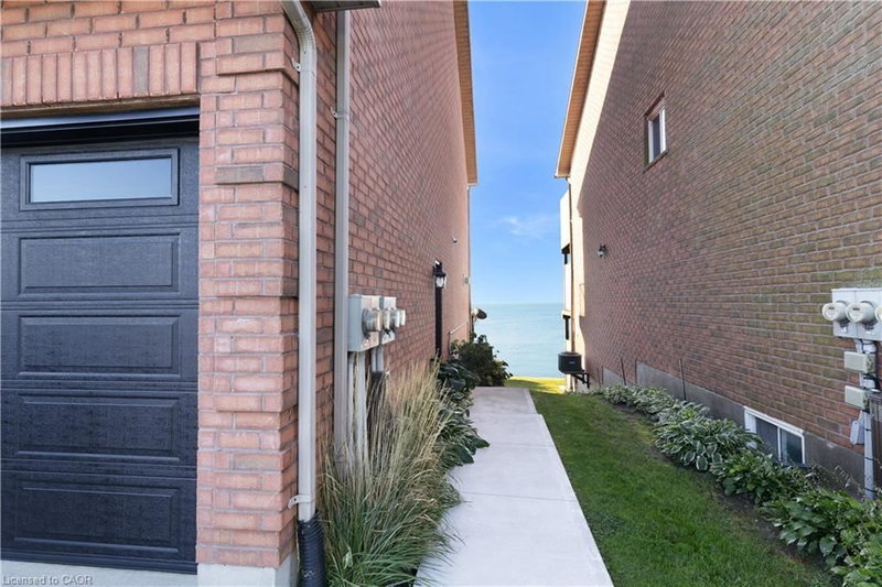 118 Brown Street photo 2