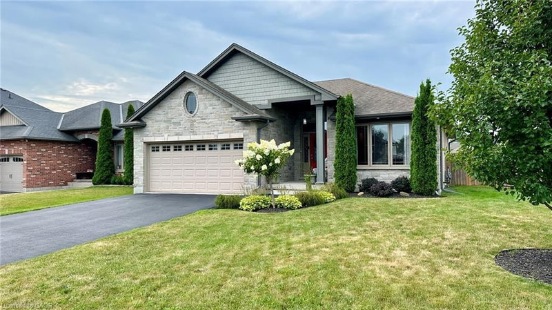 66 Driftwood Drive photo 2