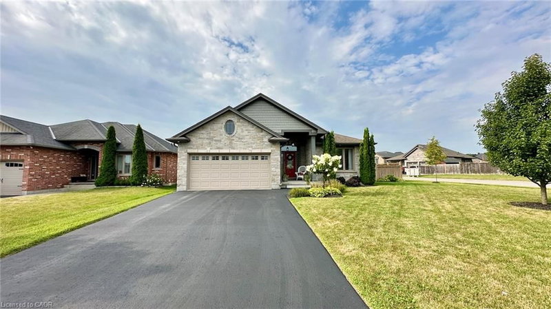66 Driftwood Drive photo 4