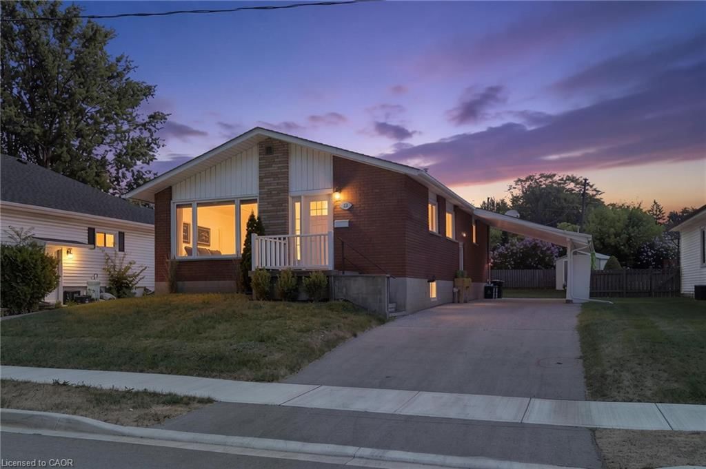 Single Family Residence for sale at 23 Homewood Avenue, Simcoe, ON, N3Y 2S9 - Town of Simcoe - MLS: 40868902
