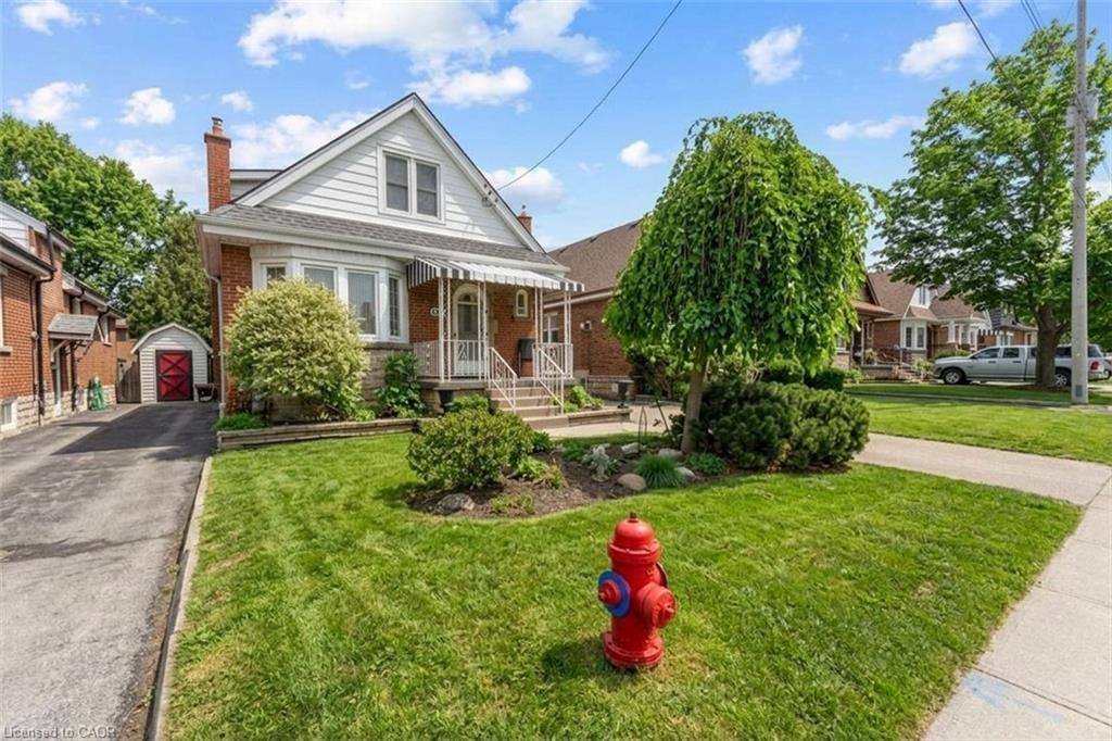 Single Family Residence for sale at 193 Huxley Avenue, Hamilton, ON, L8K 2R2 - Delta - MLS: 40868942