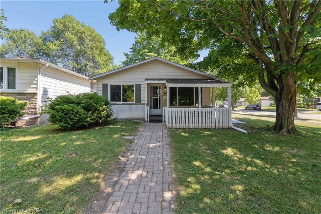 Single Family Residence for sale at 74 Helene Crescent, Waterloo, ON, N2L 5E5 - Beechwood/University - MLS: 40868982