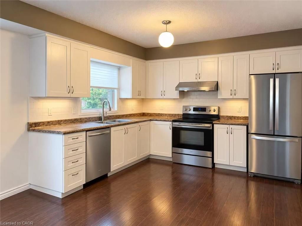 470 Trembling Aspen Avenue, Waterloo 3