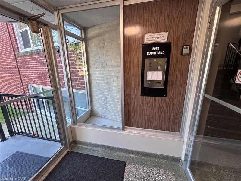 2054 Courtland Drive photo 3