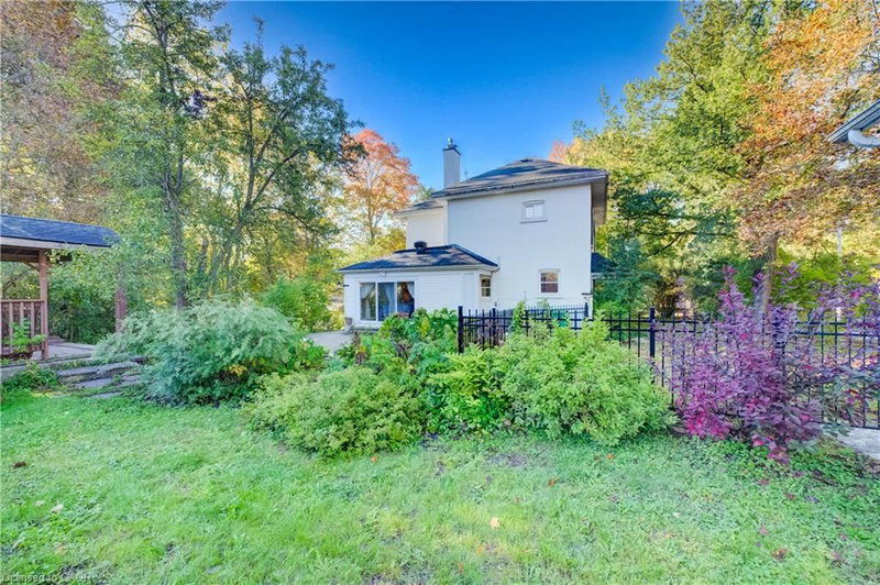 119 John Street W photo 5