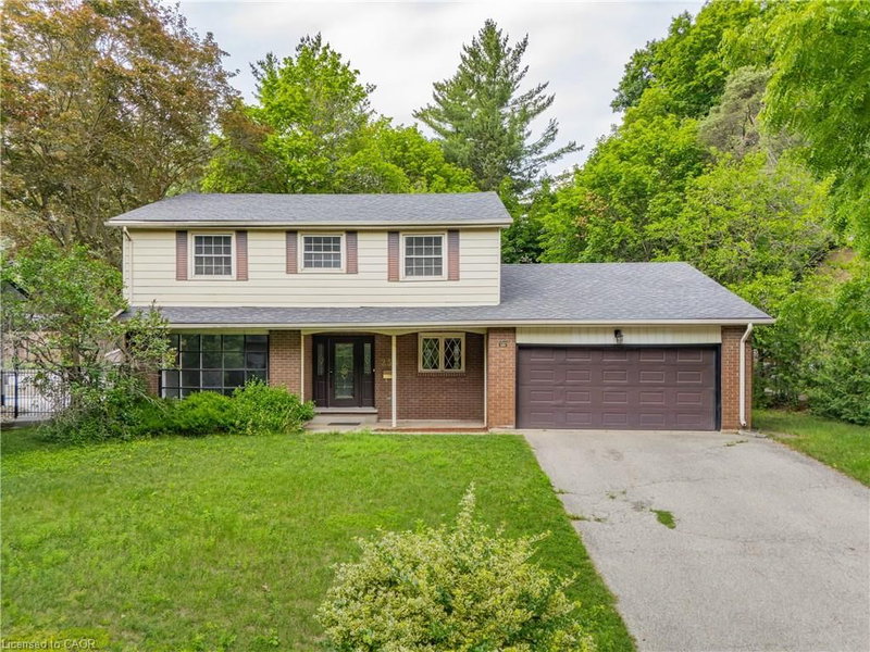 256 Shakespeare Drive photo 1