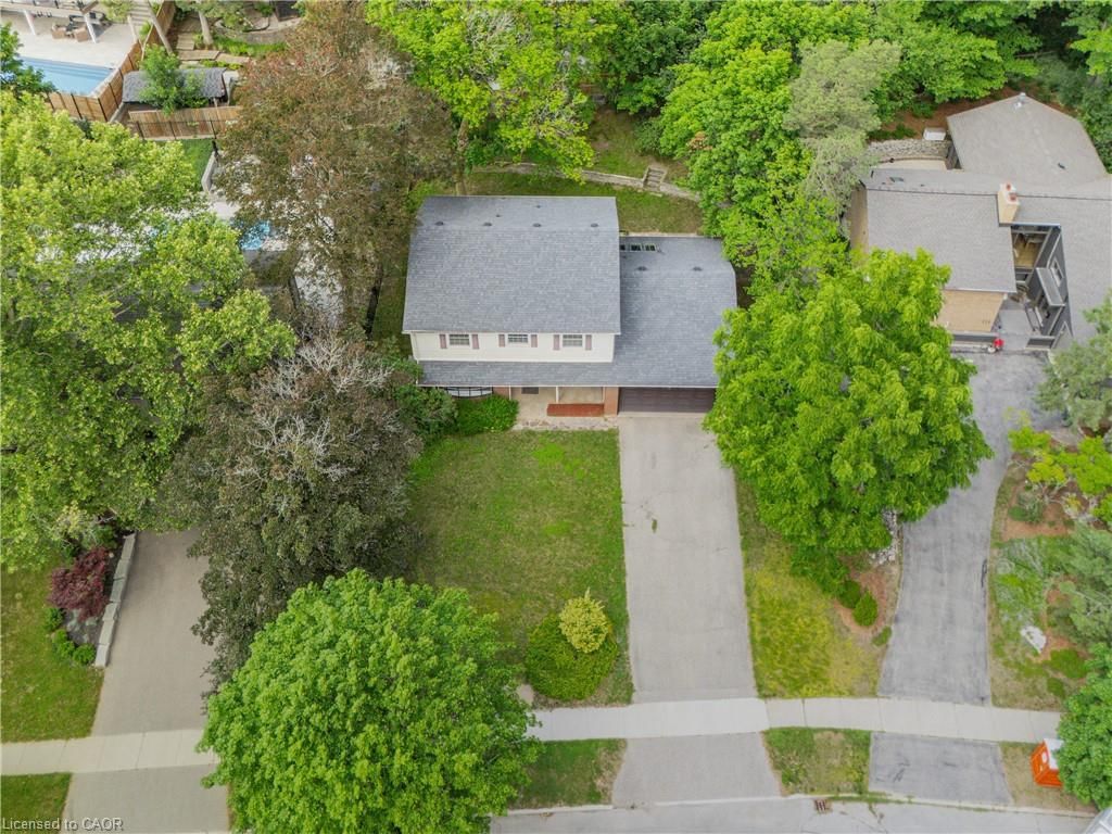 256 Shakespeare Drive, Waterloo 2