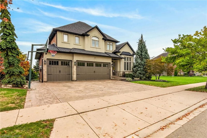 19 Greti Drive photo 2