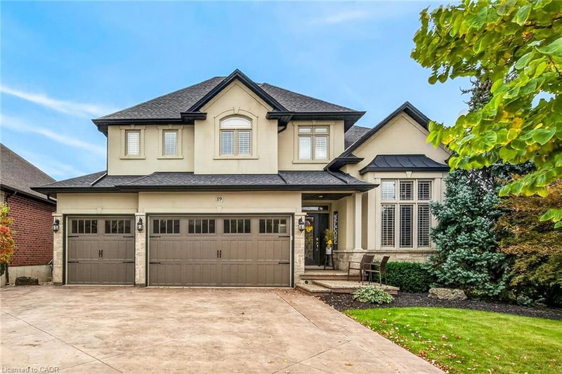 19 Greti Drive photo 3