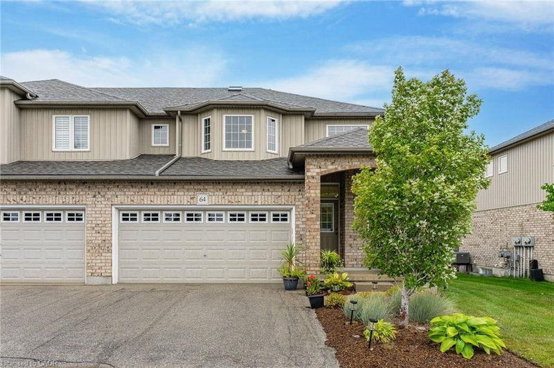 31 Townsend Drive photo 2
