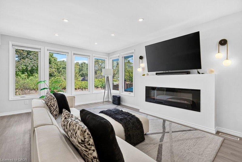 3 Regatta Drive photo 3