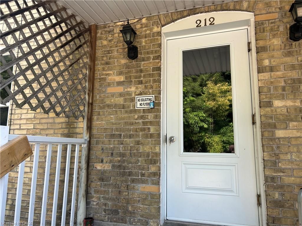 8 - 206-212 Queenston Road 3