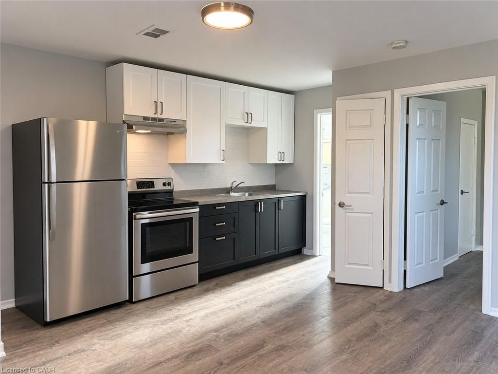 8 - 206-212 Queenston Road 5