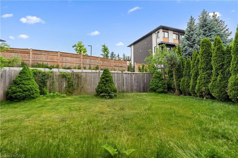 4 Clairfields Drive W photo 3