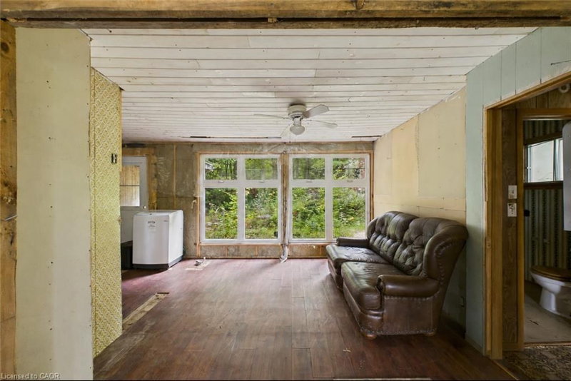 115 Broadbent Road photo 3
