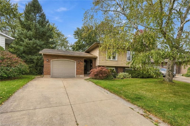 3107 Ussher Street photo 2