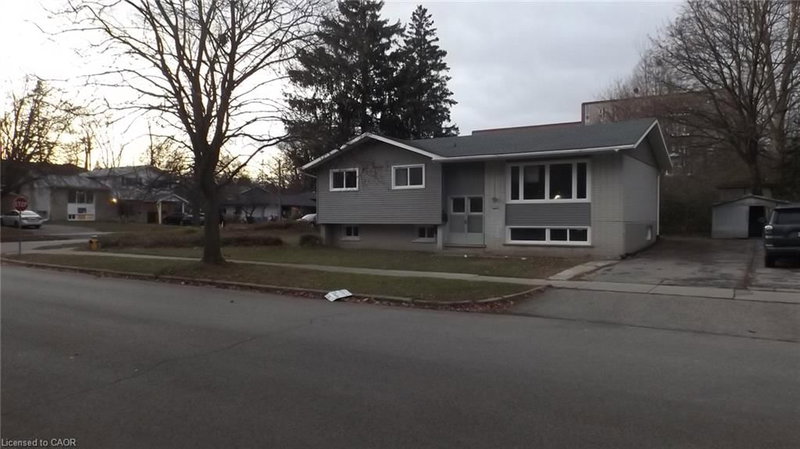 68 Austin Drive photo 1