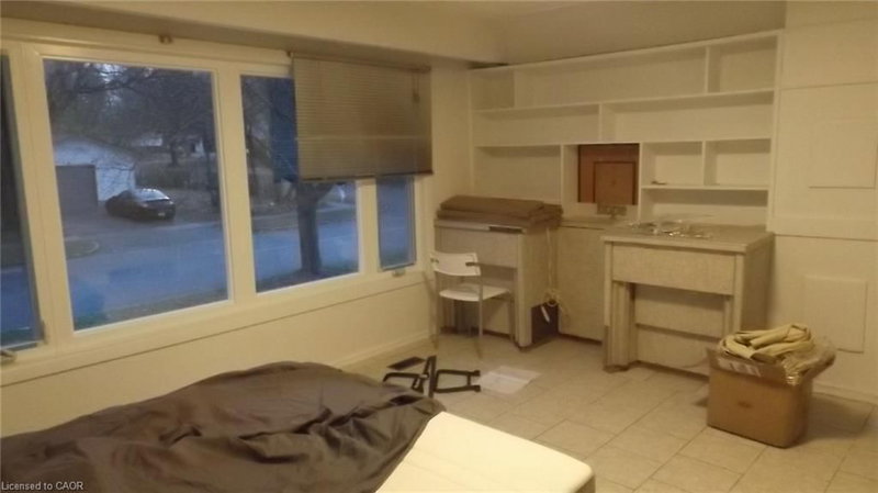 68 Austin Drive photo 3