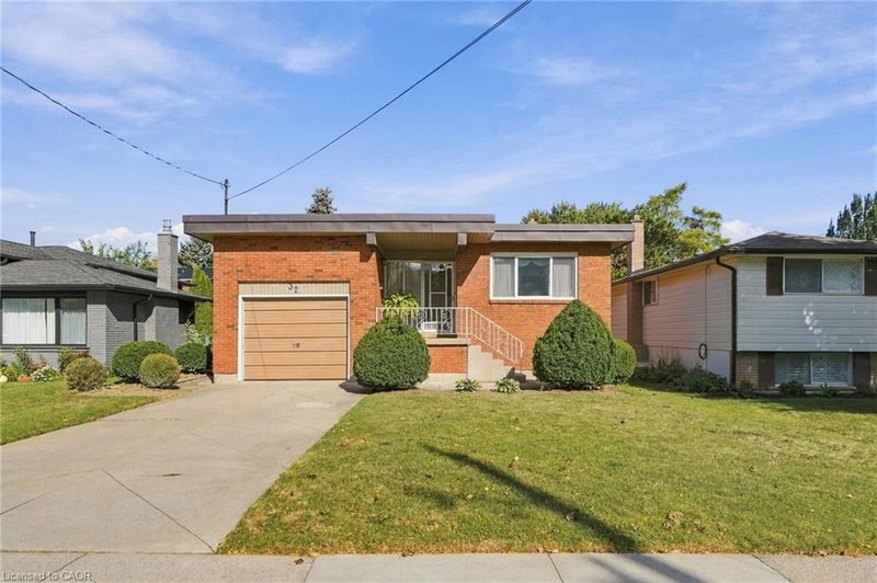 32 San Fernando Drive