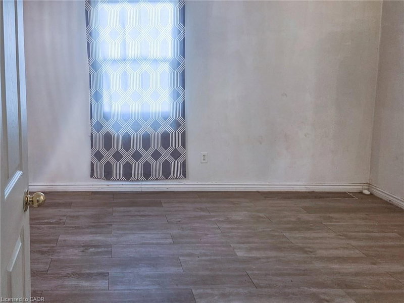212 Niagara Street photo 3