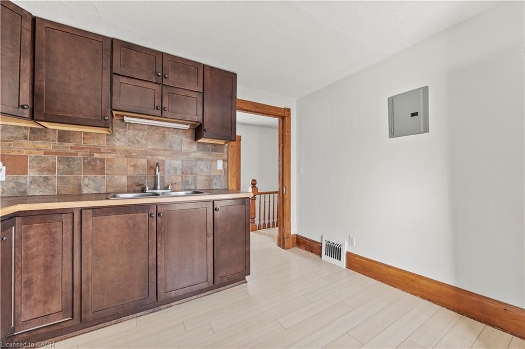 Upper - 33 Rich Avenue, Cambridge 3
