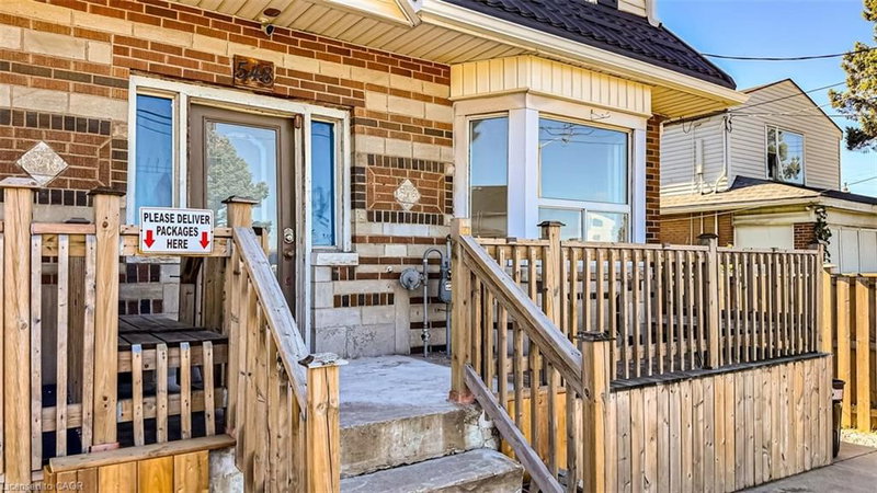 548 Beach Road photo 4