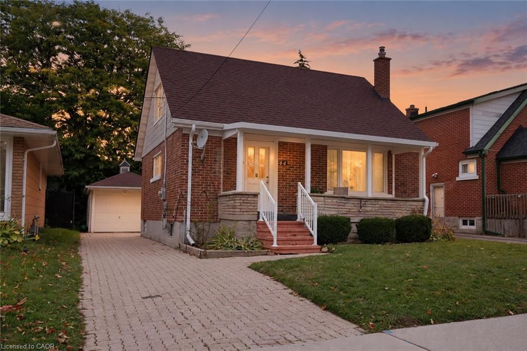 Single Family Residence for sale at 44 Ruby Street, Kitchener, ON, N2M 3E3 - Forest Hill - MLS: 40869640
