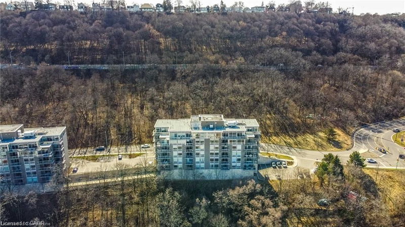 455 Charlton Avenue photo 3