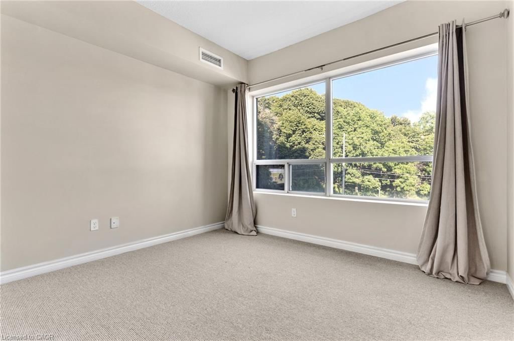 202-170 Water Street, Cambridge, view 8