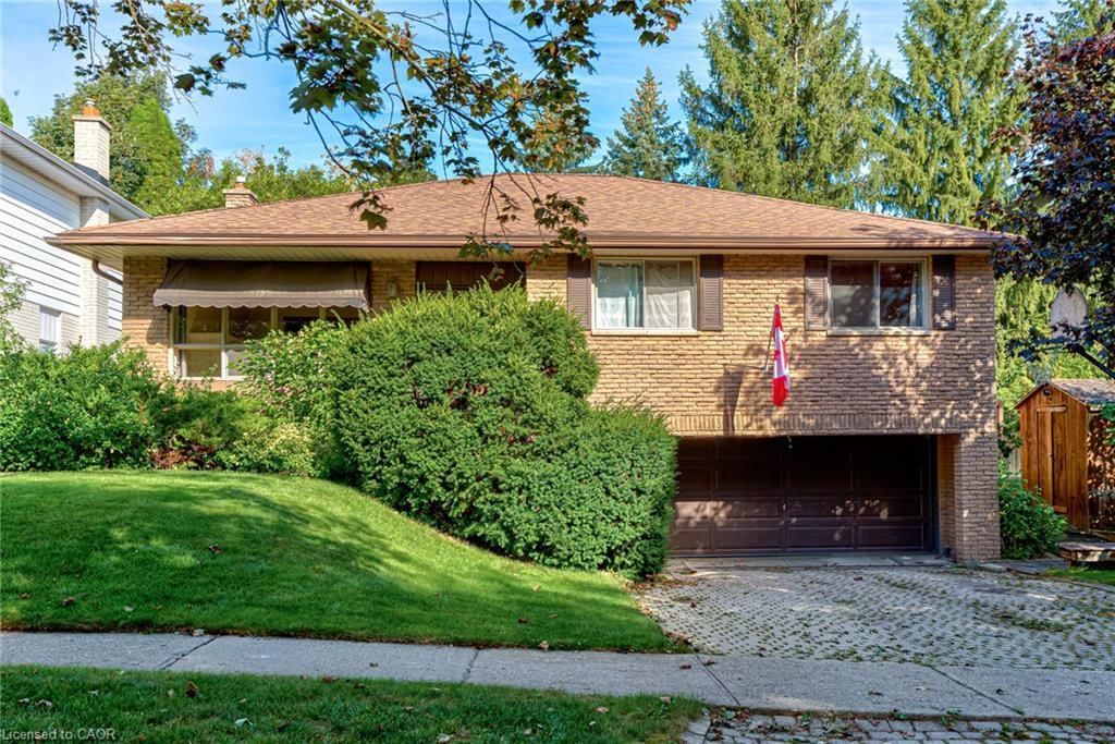 Single Family Residence for sale at 8 Bonnylyn Drive, Kitchener, ON, N2M 1S6 - Victoria Hills - MLS: 40869778