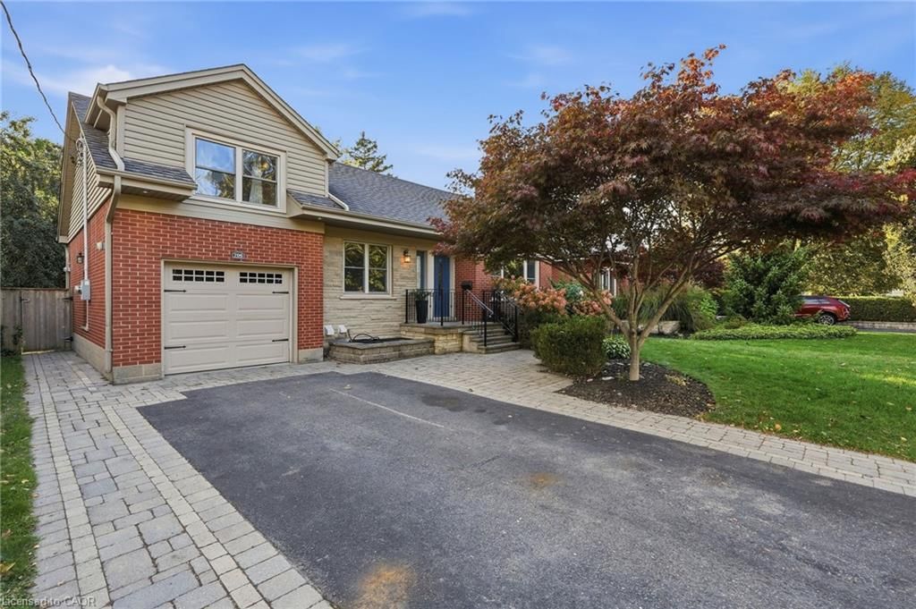 Single Family Residence for sale at 706 Brentwood Drive, Burlington, ON, L7S 1S4 - Maple - MLS: 40869804