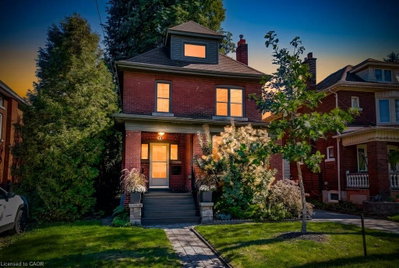 43 Rosslyn Avenue S