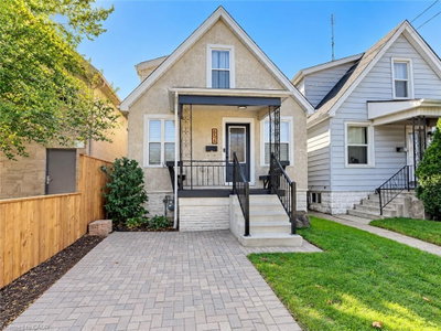 654 Dunsmure Road