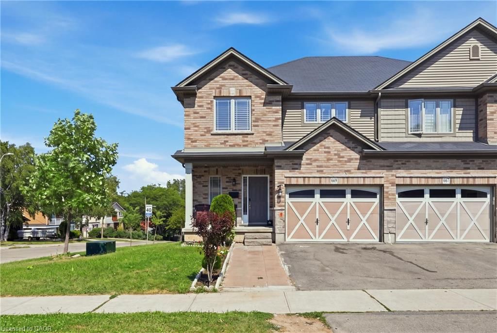 Single Family Residence for sale at 665 Greenhill Avenue, Hamilton, ON, L8K 6E2 - Gershome - MLS: 40869946