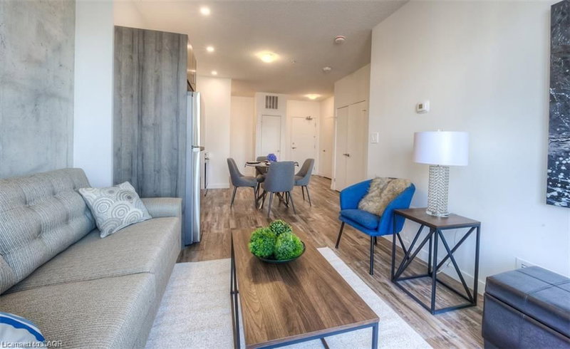307 - 1434 Highland Road W