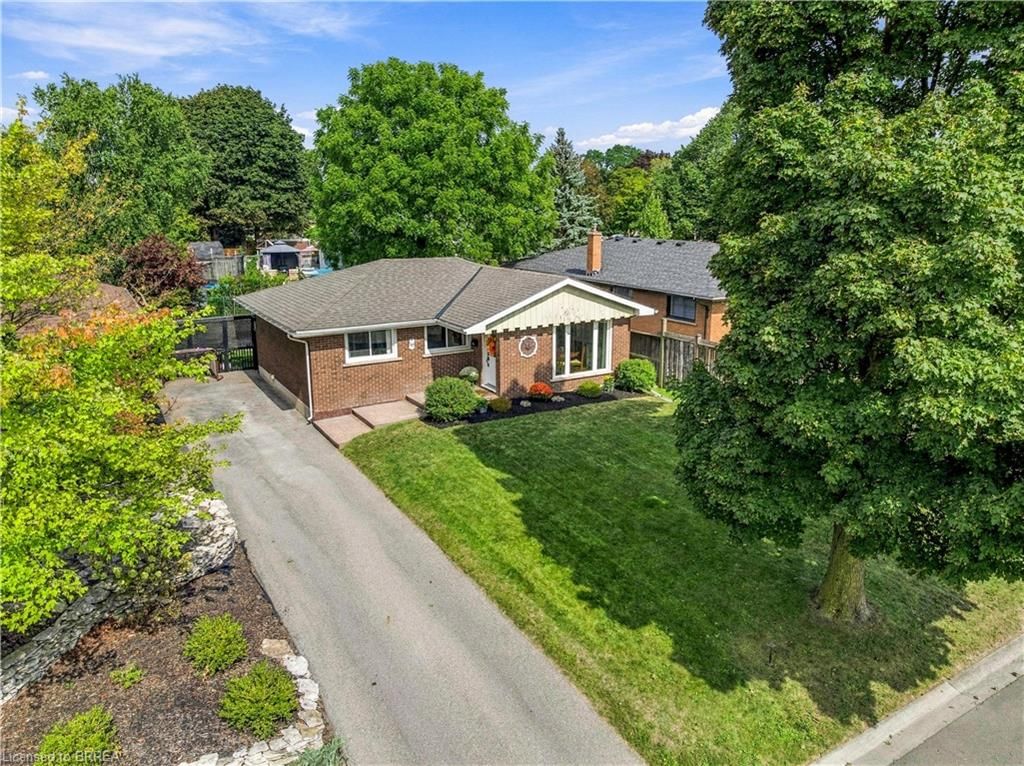 Single Family Residence for sale at 47 Buckingham Street, Brantford, ON, N3R 3B2 - Fairview/Greenbrier - MLS: 40869983