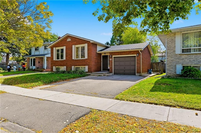 82 Beaver Crescent