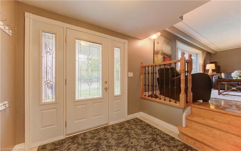 298 Creighton Court photo 3