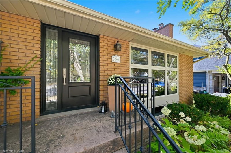 362 Oakwood Drive photo 4