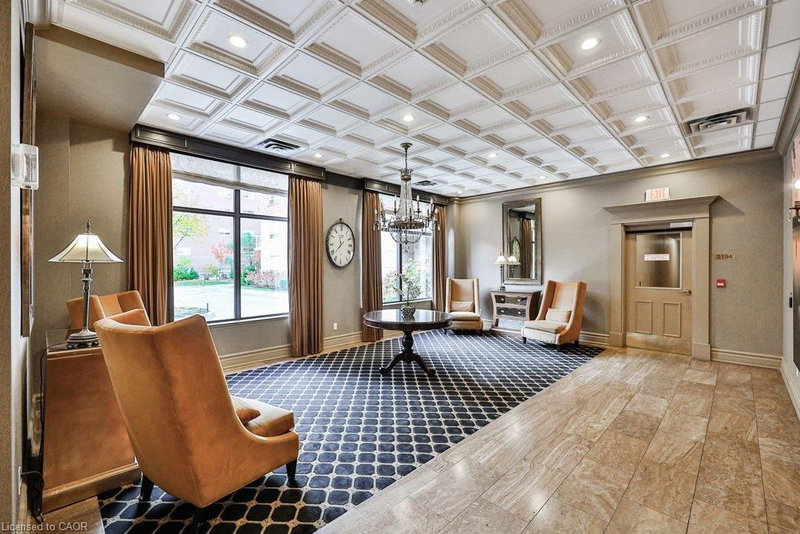 5188 Lakeshore Road photo 4