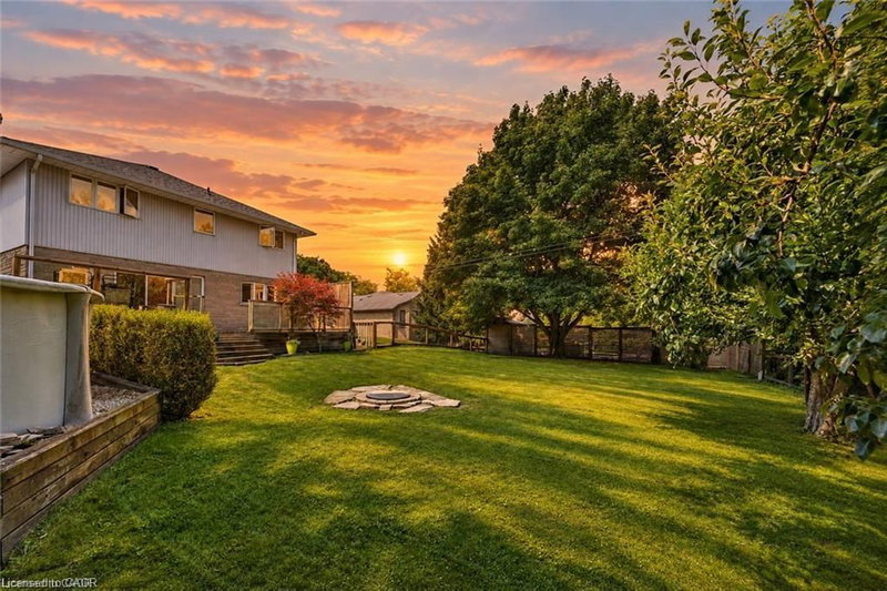 1 Danube Drive photo 4