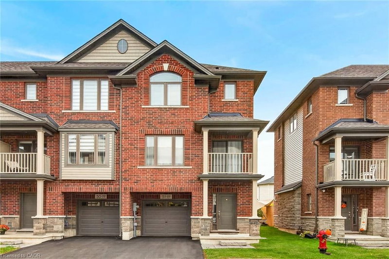 19 Picardy Drive photo 2