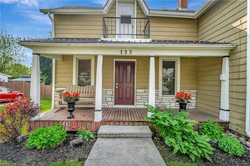 123 Blandford Street photo 3