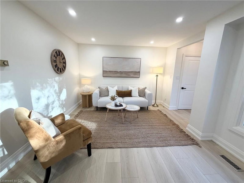 2379 Maryvale Court